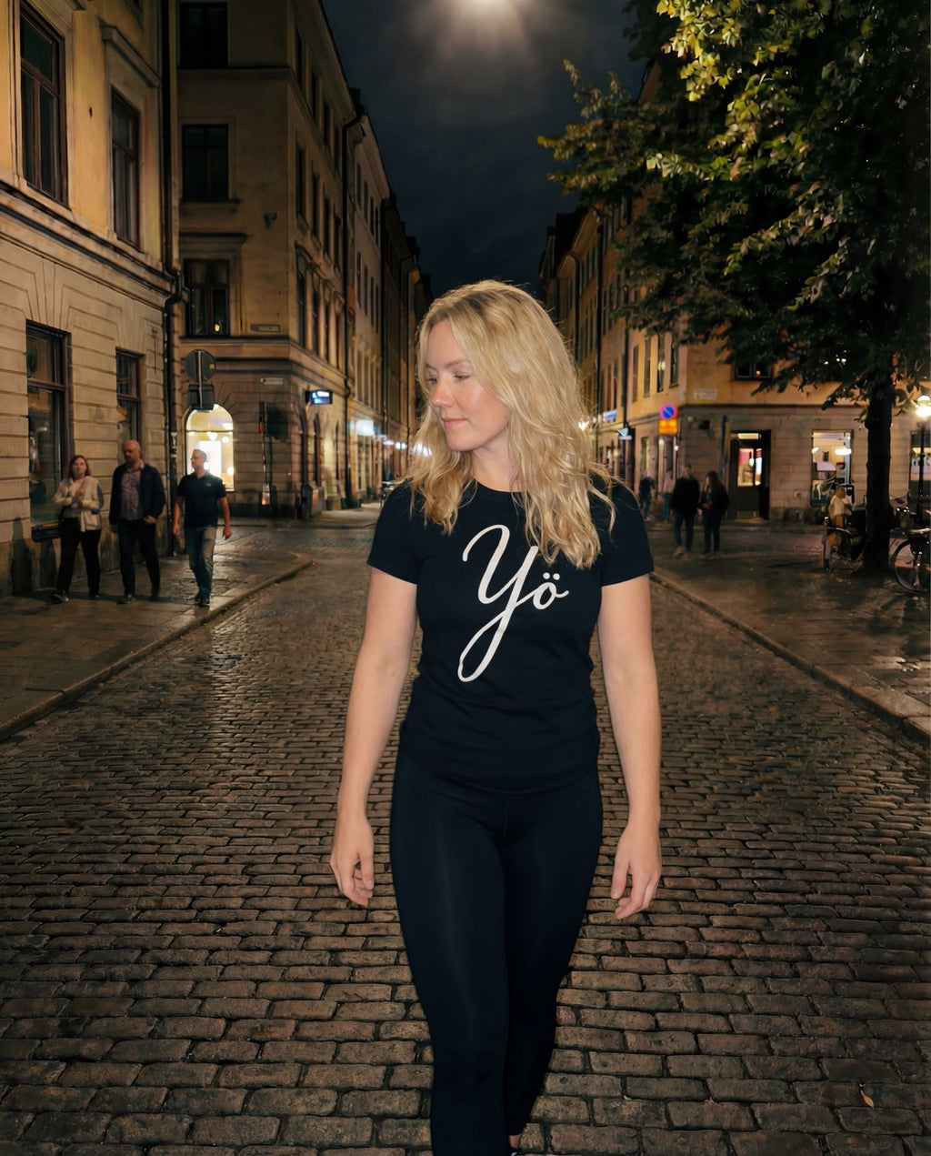Yö Logo – lady-fit T-paita